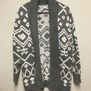 Oversized Geometric Cardigan Minimalist
